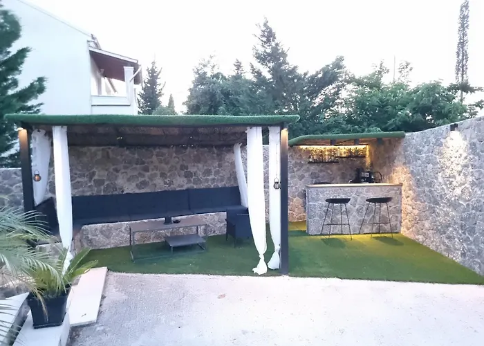 Luxvilla
