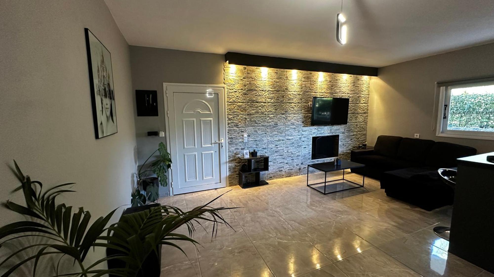 Luxvilla *